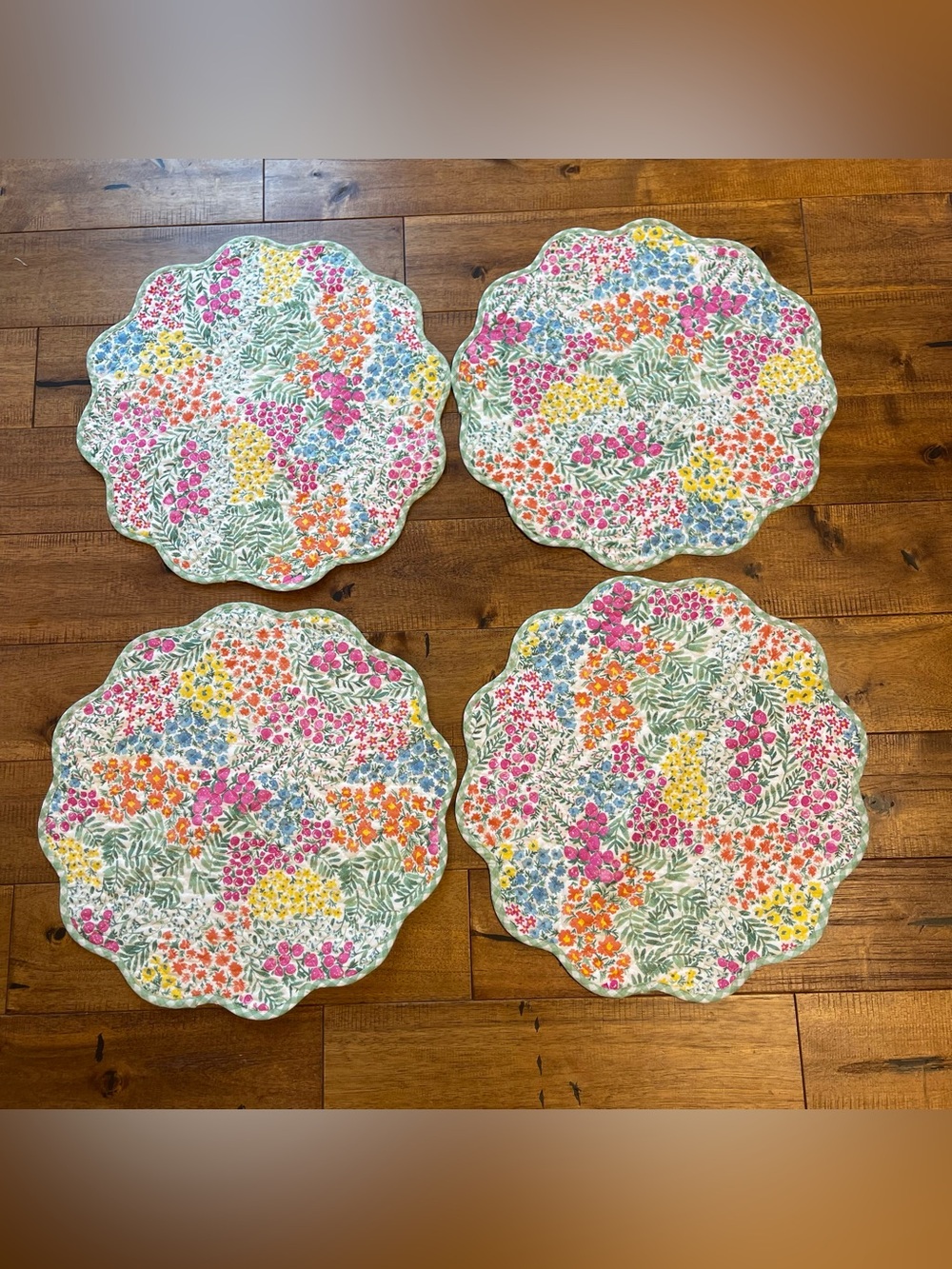 Shabby Chic 4 Scalloped Edged  Quilted Placemats Spring Floral Check Gingham